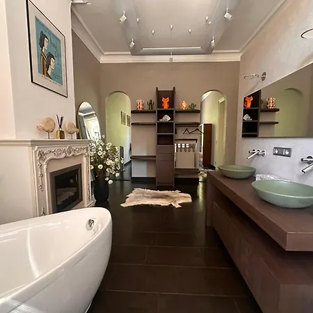 La Ruche Bed & Breakfast *